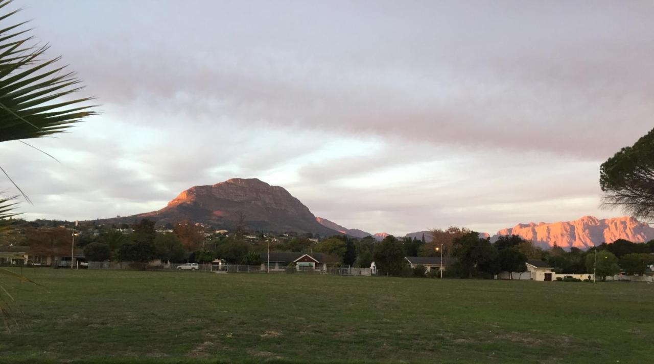 Khashamongo B & B Somerset West Esterno foto
